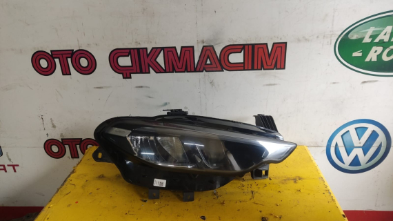 Fiat Egea Sağ Ön Far - Full LED Aydınlatma Özelliği