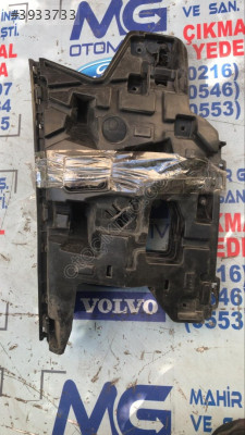 VOLVO V40 SOL ÖN TAMPON BRAKETİ ORJ ÇIKMA 31425001