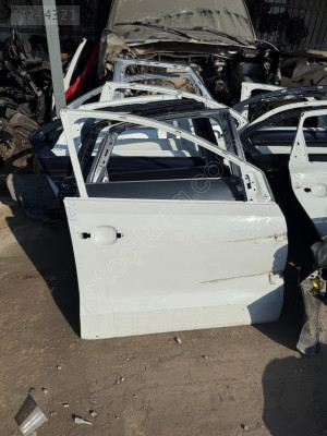 VW POLO SAĞ ÖN KAPI ÇIKMA ORJİNAL