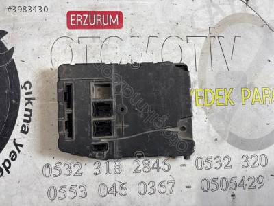 8200525384 RENAULT MEGANE 2 Orijinal Çıkma UCHN2 Body Beyni
