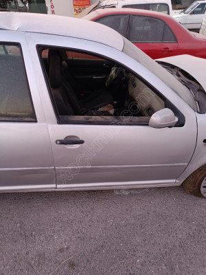 Golf 4 sağ ön kapı