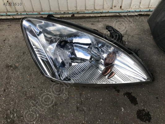 Mıtsubıshı Lancer Sağ Far