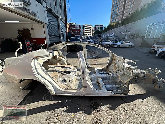 TOYOTA COROLLA SAĞ MAŞPİYEL ORTA DİREK KESME ORJİNAL 13-18