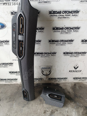 683102674R Stepway göğüs kaplama