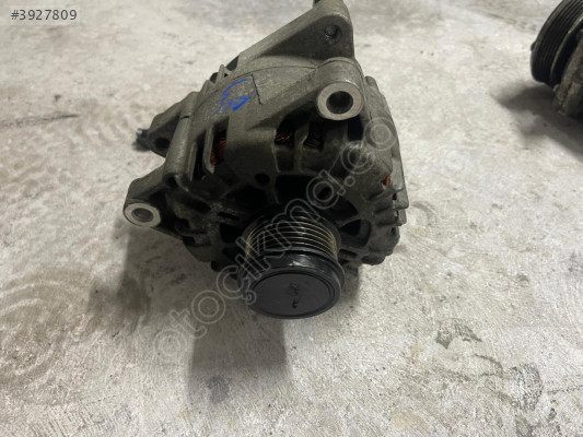 VOLVO ŞARJ DİNAMOSU  S40 S6 V40 V60V70 1.6 DİZEL EURO 5 30659390