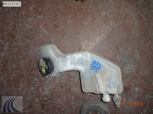 MAZDA 3 2010 ÇIKMA VESTENHAUS MERKEZİ BİDONU