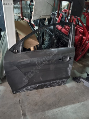 CİTRÖEN  C4  X  ÇIKMA  KAPI