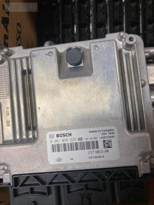 0281035325 237106319R RENAULT CLIO CAPTUR ECU MOTOR