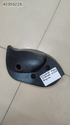 Ford Connect arka silecek motoru kapağı