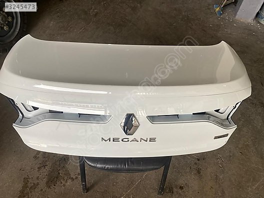 2017 Megan 4 bagaj kapağı