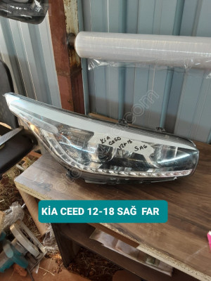 KİA CEED 12-18 SAĞ  FAR