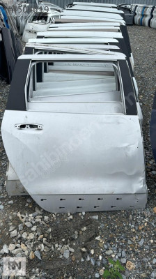 DACİA DUSTER SAĞ ARKA KAPI ORİJİNAL ÇIKMA