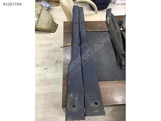 MERCEDES W115 ORJ. ORTA DİREK EMNİYET KEMER KAPLAMASI MAVİ TEMİZ