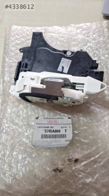 5745a094 Mitsubishi L200 sağ arka kapı kilidi