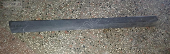 1997-2005 Volkswagen Passat B5 Sol Ön Kapı Alt Çıtası