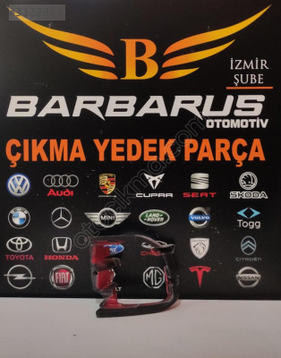 VOLKSWAGEN JETTA SAĞ SİS FAR BRAKETİ 5C6807724