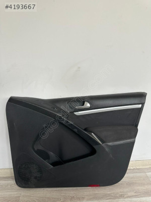 VOLKSWAGEN TİGUAN SAG ÖN KAPI DÖŞEMESİ 5N0867012