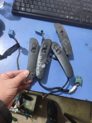 Opel Vectra b çıkma cam kaldırma düğmesi  tertemiz sağ sol