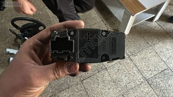 2015-2022 FORD COURİER FAR ANAHTARI ORJ ÇIKMA