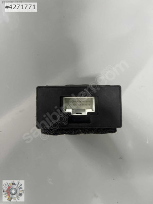 2015 TOYOTA HILUX İOTOMATİK YAN AYNA KATLAMA KONTROLÜ