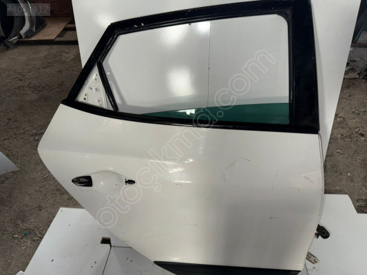 Hyundai ix35 2011-2016 Sağ Ön Kapı - Oto Çıkma Parçaları