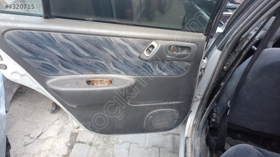 toyota carina sol arka kapı döşemesi