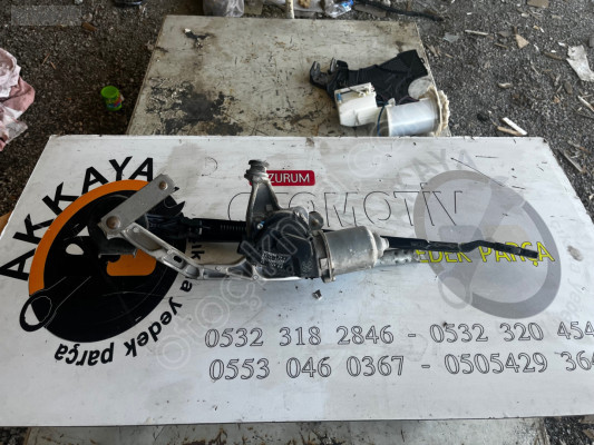 85110-02340 Toyota Auris Silecek Motoru (2013-2018) Çıkma