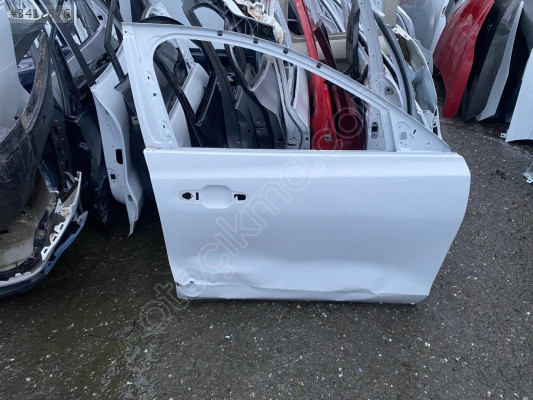 MİRİM OTODAN FORD FOCUS 4 SAĞ ÖN KAPI