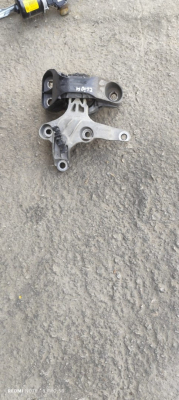 RENAULT CLİO4 1.5 MOTOR KULAĞI OTO FEDAİ