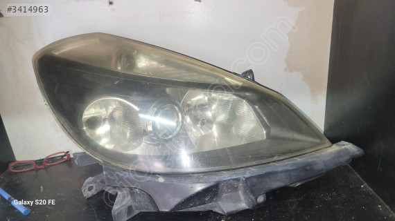 Renault clio 3 sağ far mercekli