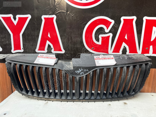 Skoda Yeti ön panjur ÇIKMA ORJİNAL 2013-2017 5L0 853 668