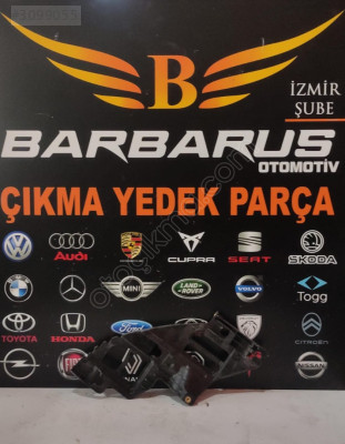 GOLF 6 ÖN TAMPON BRAKETİ SAĞ 5K0807228A