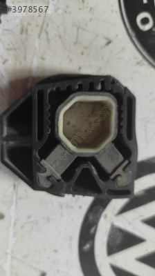 1K0121867 Golf 6 su radyatörü bağlantı takozu