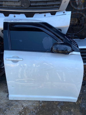 SUZUKİ SWİFT SAĞ ÖN KAPI ORJİNALL ÇIKMA PARÇA HATASIZZZZ