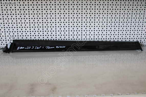BMW G20 3 SERİ TAVAN PERDESİ ORJİNAL ÇIKMA