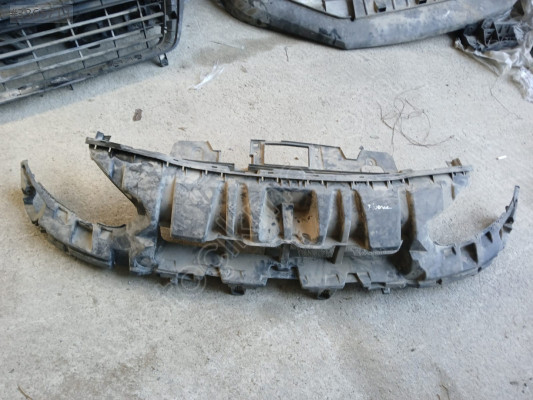 OTO CEM'DEN ÇIKMA RENAULT FLUENCE ÖN TAMPON İÇ (2010-2012)
