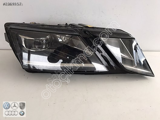 SKODA OCTAVİA 2017-2020 SAĞ FAR ORJİNAL ÇIKMA