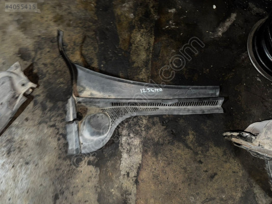 VOLKSWAGEN JETTA ÖN  CAM IZGARASI