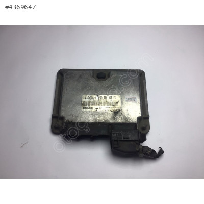 Volkswagen Golf 2.0 Motor Beyni M5.9.2 0261206261 06A906018FK