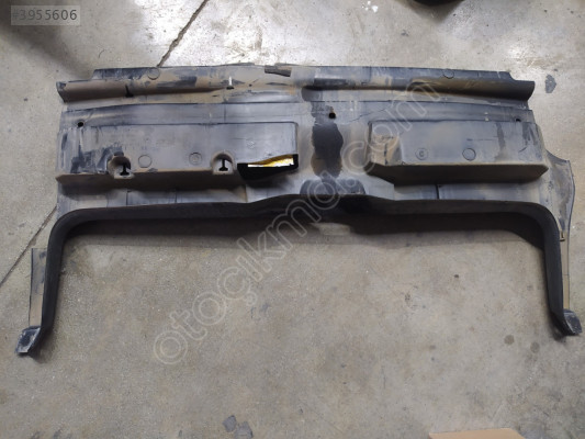 ÇIKMA VW POLO HB ARKA PANEL ÜST PLASTİĞİ