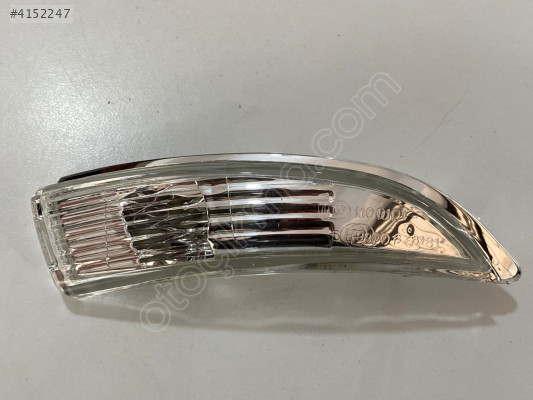 FORD FİESTA SAĞ AYNA SİNYALİ (2009-2016) SIFIR