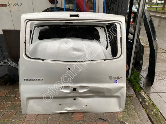 Renault Trafic İçin Çıkma Bagaj Kapağı - Arka Kısım