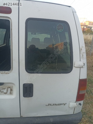 Citroen Jumpy İçin Sağ Bagaj Kapak Parçası