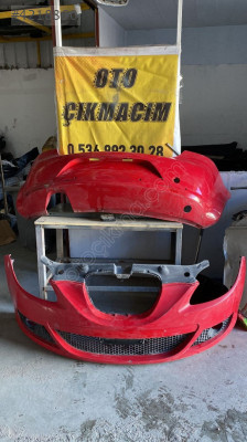 SEAT LEON ÖN VE ARKA TAMPON TAKIMI
