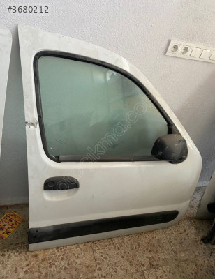 RENAULT KANGOO SAĞ ÖN KAPI ORJİNAL EYUPCAN OTO