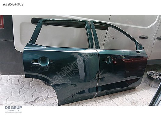 NISSAN QASHQAI J12 SAĞ ARKA KAPI ORİJİNAL