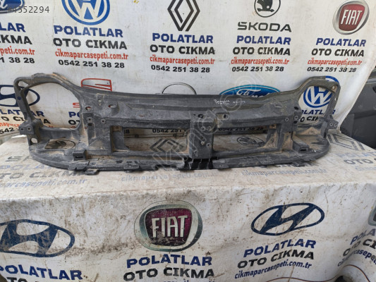 Renault Trafic ön panel