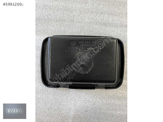 VW GOLF 1 ARKA KAPI KÜLLÜĞÜ 861857405A