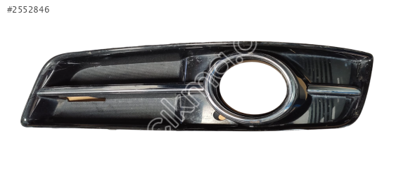 AUDI A3 09-13 SOL SİS FAR ÇERÇEVESİ (SİSLİ) 8P0807681AA