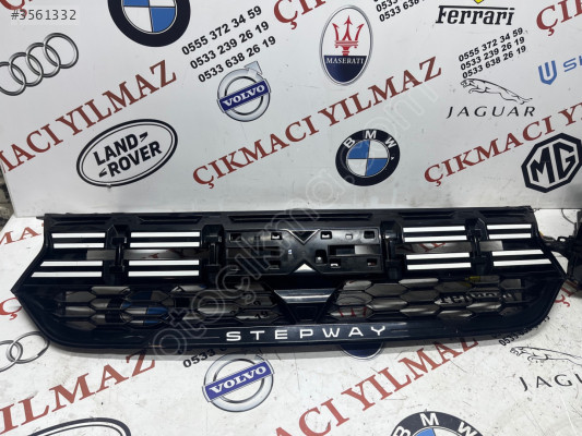 Daci sandero stepway ön panjur çıkma yedek parça